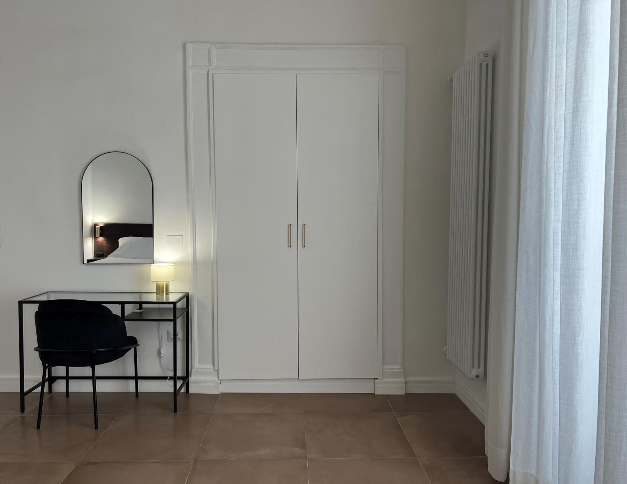 Domus Delia Luxury Apartment Neapel Exteriör bild